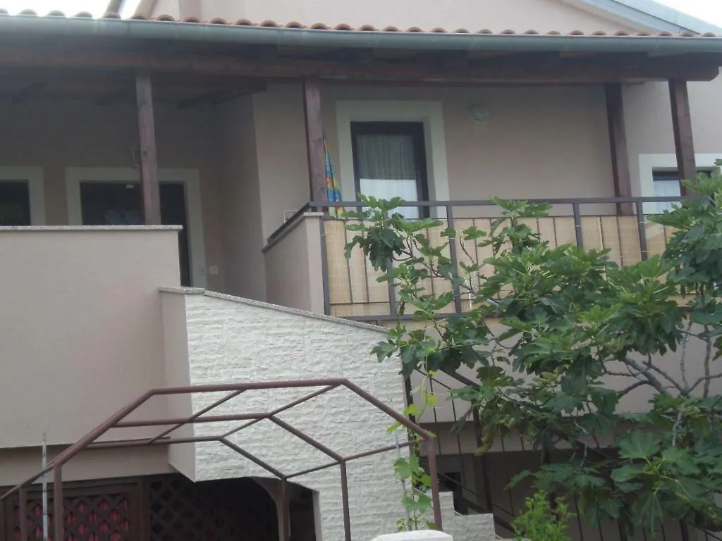 Apartmani Alma Πούλα Διαμέρισμα