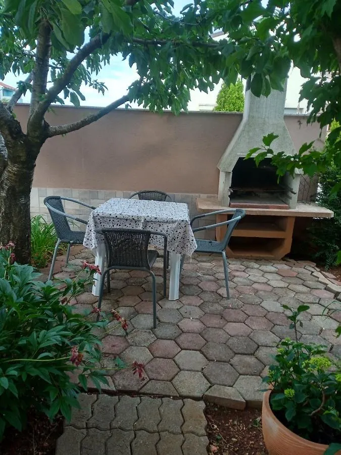 Apartmani Alma Pula